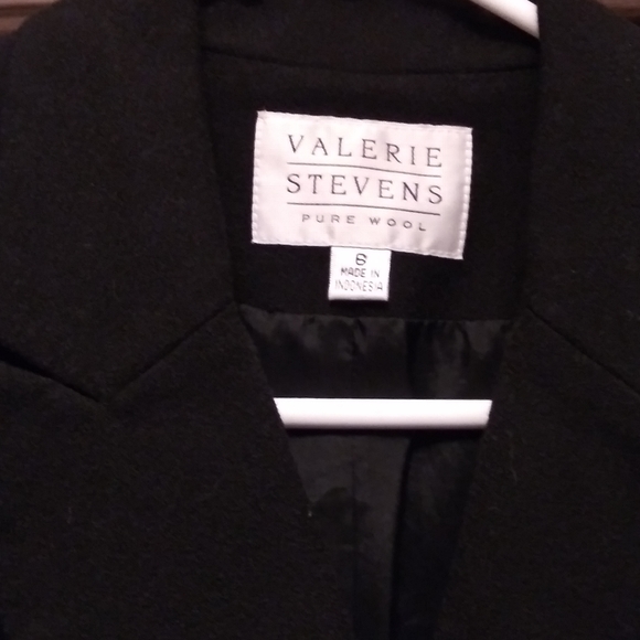 Jacket - Picture 3 of 7